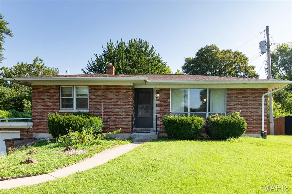 Photo of 9 Fairway Drive Fairview Heights IL 62208