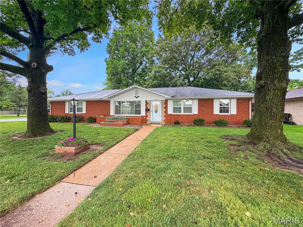 Photo of 507 S Smiley Street O'Fallon IL 62269