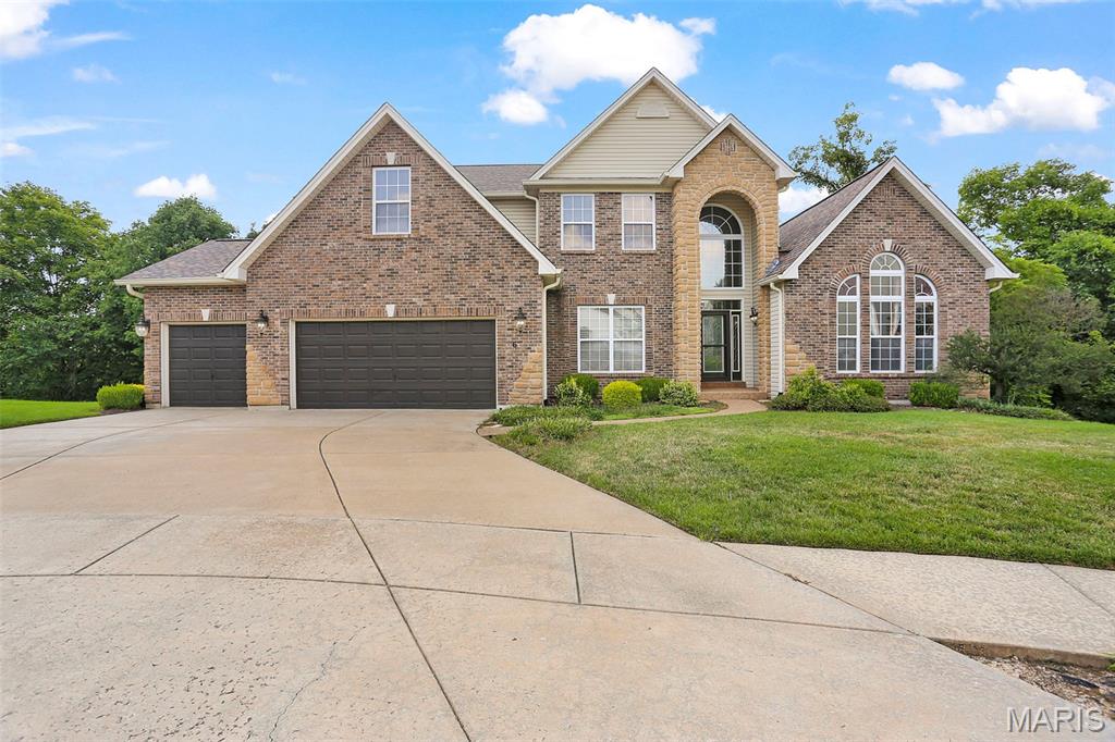 Photo of 6 Crestwyck Court Lake St Louis MO 63367