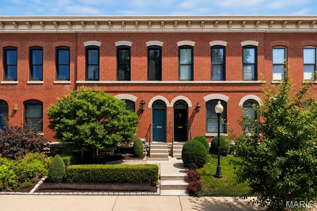 Photo of 4429 Oakland Avenue St Louis MO 63110