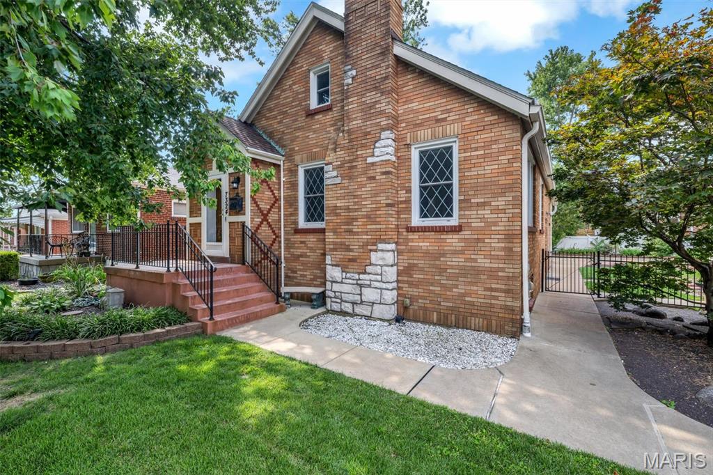 Photo of 7324 Weil Avenue St Louis MO 63119