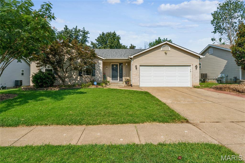 Photo of 871 Molloy Drive O'Fallon MO 63366