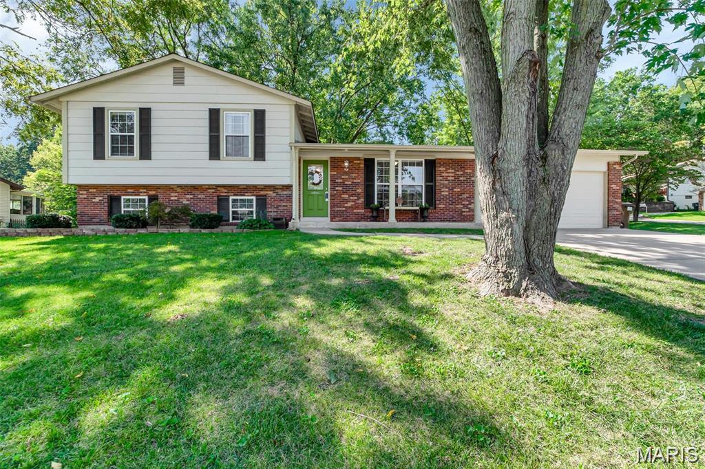 Photo of 56 Country Creek Drive St Peters MO 63376