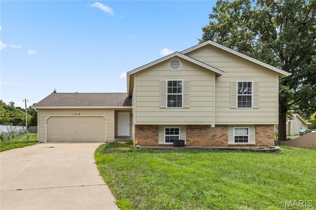 Photo of 109 Golden Harvest Court St Peters MO 63376