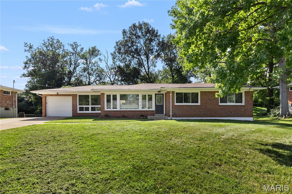 Photo of 1133 Olivaire Lane Olivette MO 63132