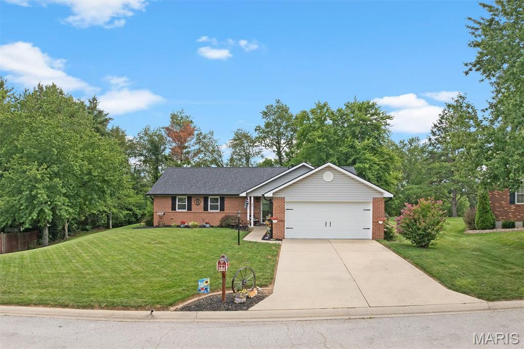 Photo of 22 Three Wood Drive Belleville IL 62220