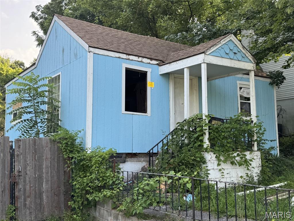 Photo of 9935 Carlyle Avenue St Louis MO 63114