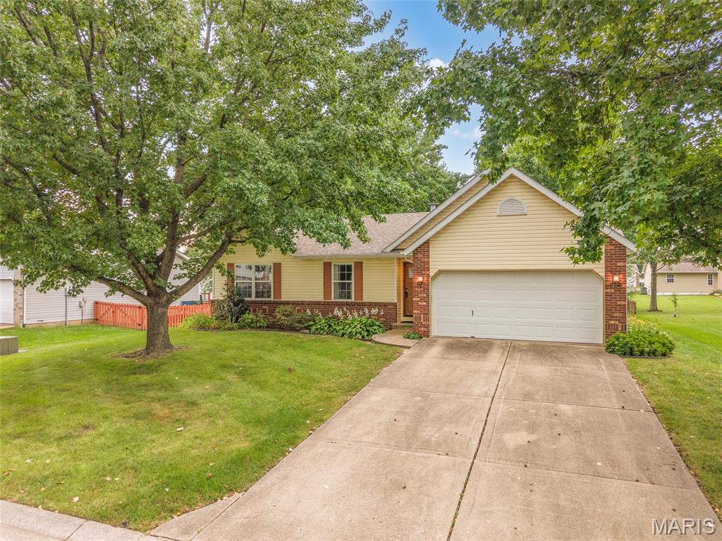 Photo of 2313 Holiday Lane Maryville IL 62062
