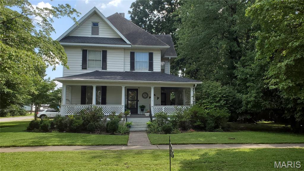 Photo of 409 E Cypress Street Charleston MO 63834