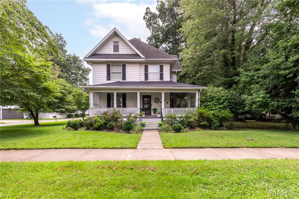 Photo of 409 E Cypress Street Charleston MO 63834