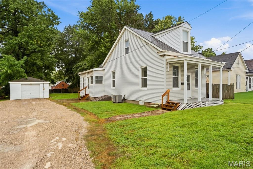 Photo of 206 S 20th Street Belleville IL 62226