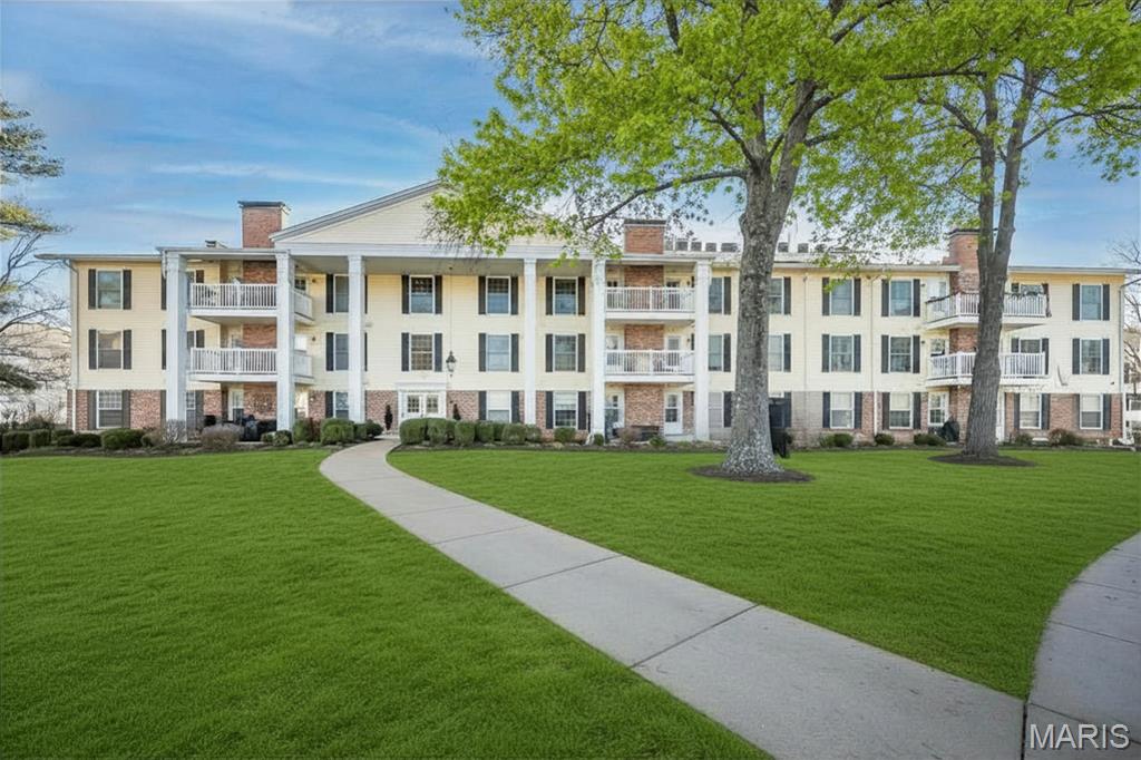 Photo of 1512 Bedford Forge Court #19 Chesterfield MO 63017
