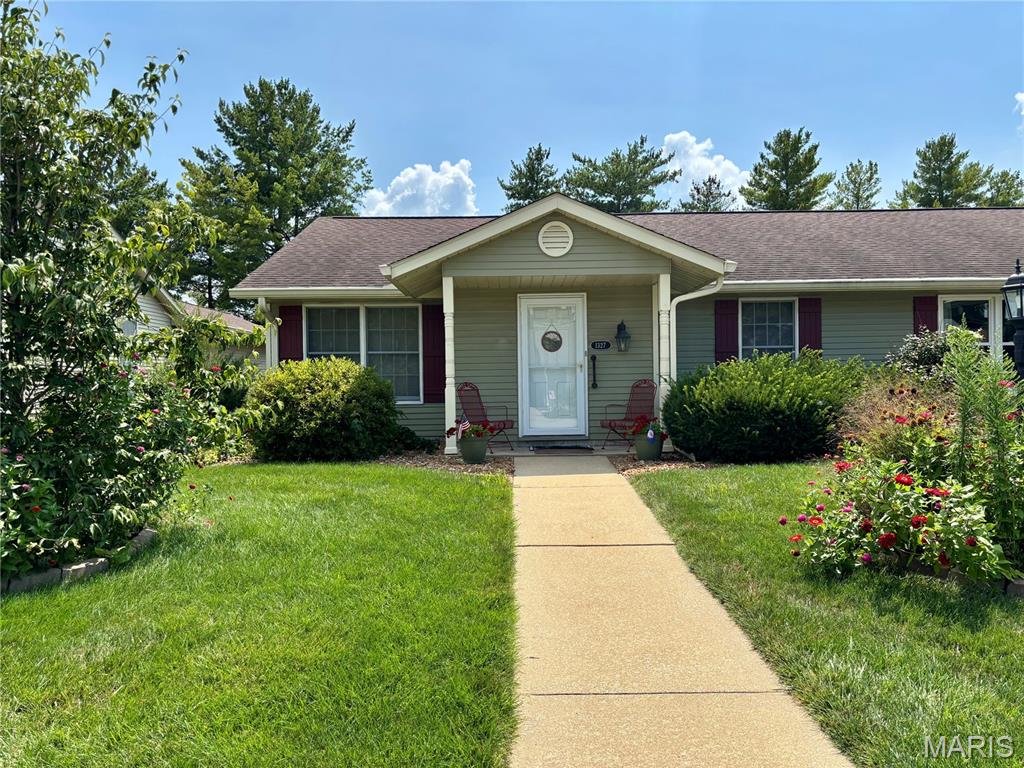 Photo of 1327 Normandy Drive Godfrey IL 62035