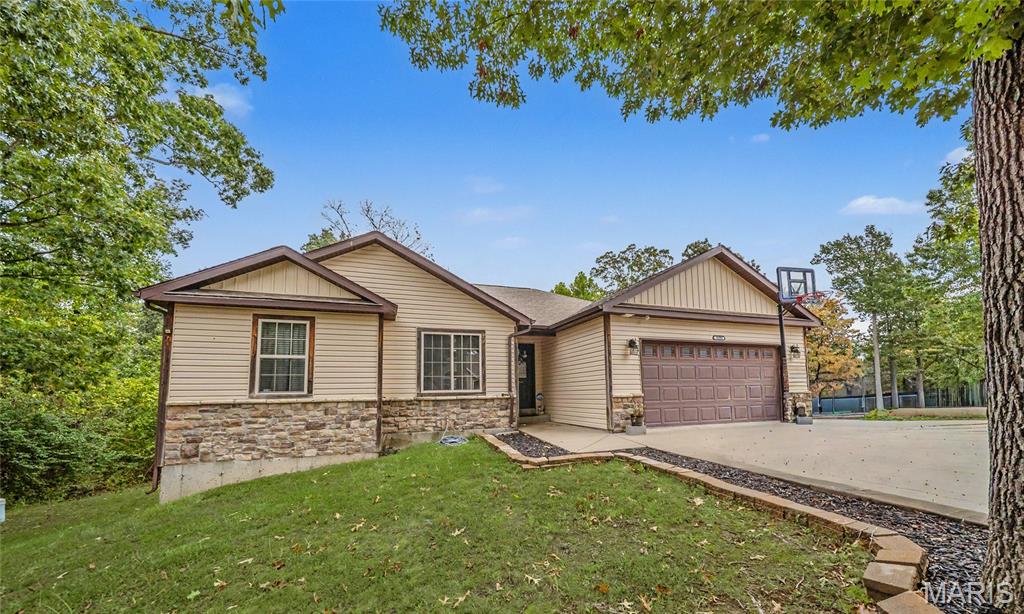 Photo of 20598 Lynwood Road Waynesville MO 65583