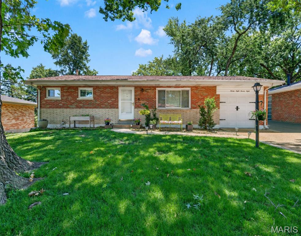 Photo of 9828 Whitcomb Lane Affton MO 63123