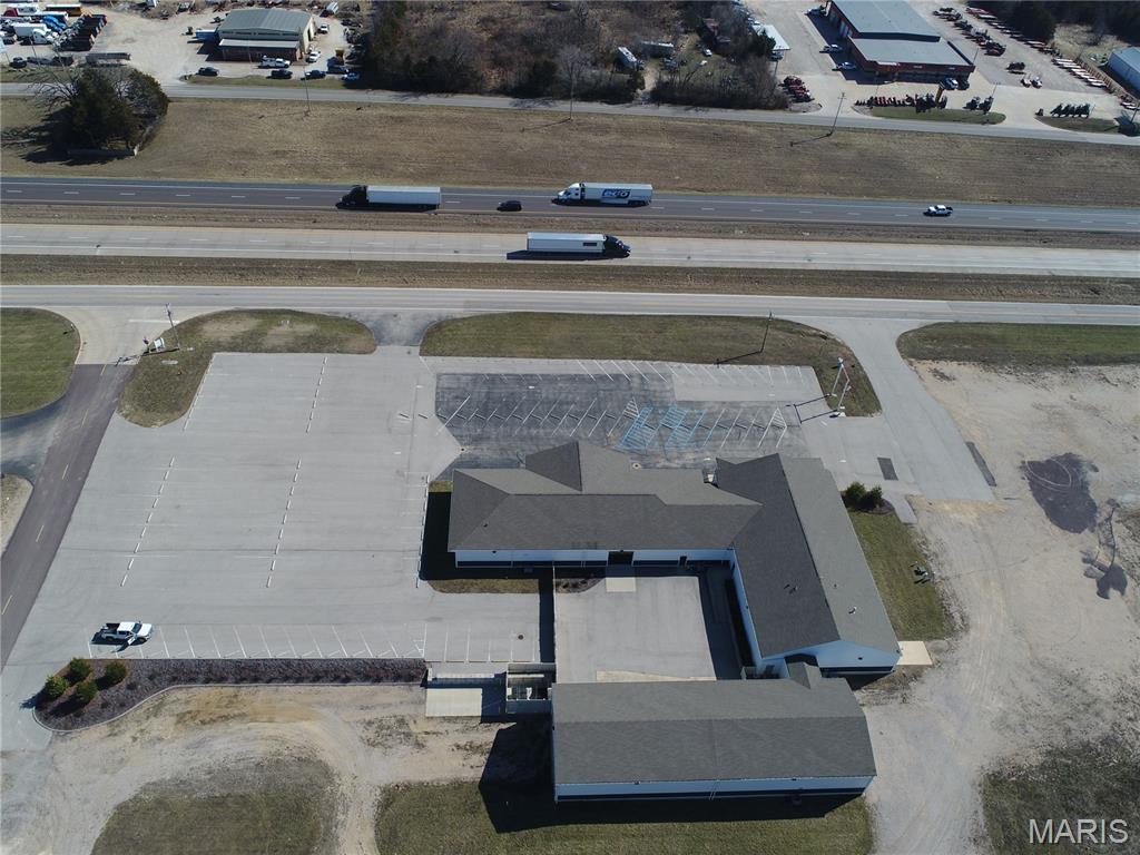 Photo of 4095 N Service Road W Sullivan MO 63080