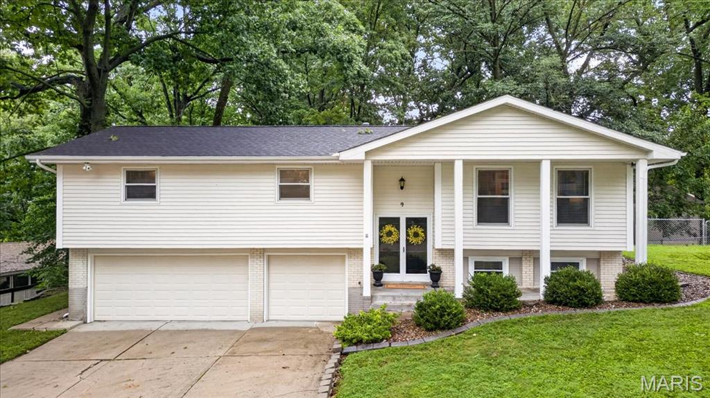 Photo of 9 San Camille Court St Charles MO 63303
