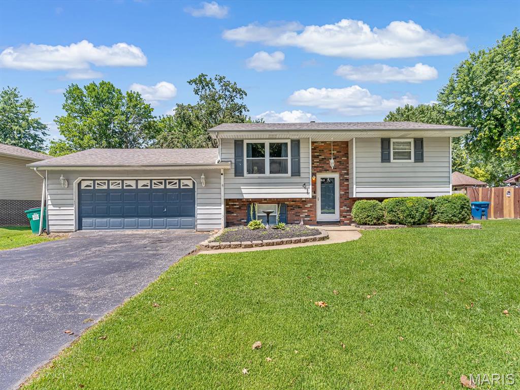 Photo of 41 Steelecrest Lane Granite City IL 62040