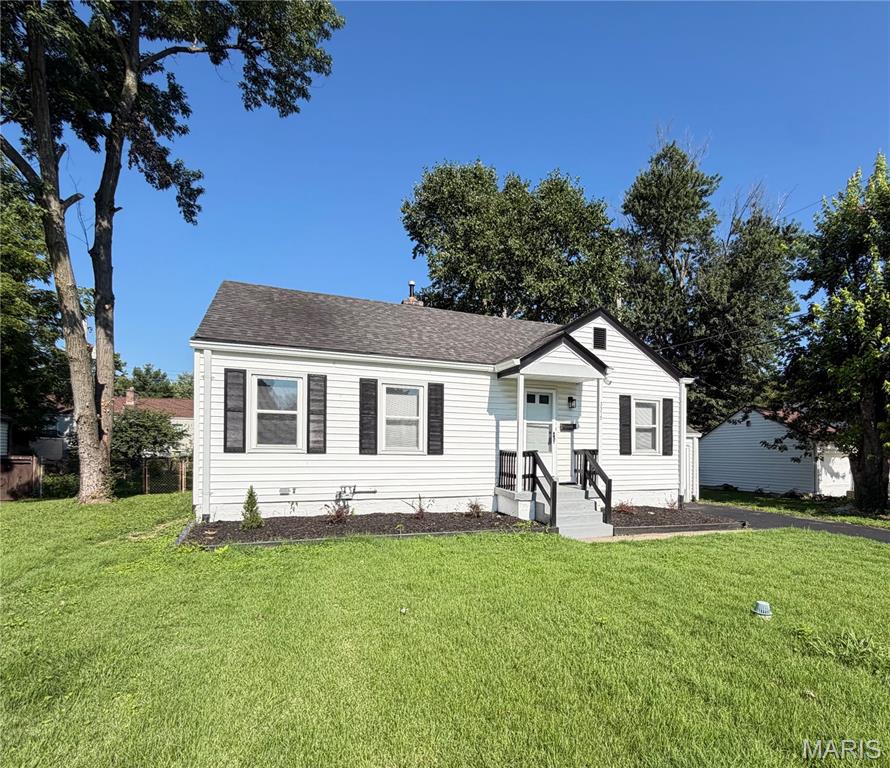 Photo of 3575 Saint Joachim Lane St Ann MO 63074