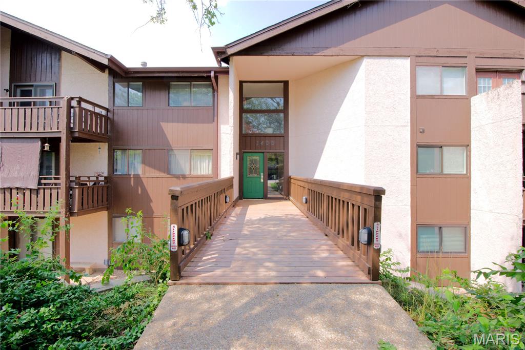 Photo of 1400 Heritage Landing #304 St Charles MO 63303