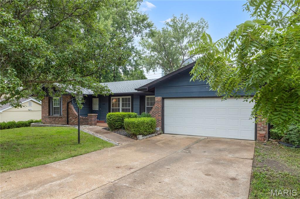 Photo of 1722 Roth Hill Drive Maryland Heights MO 63043