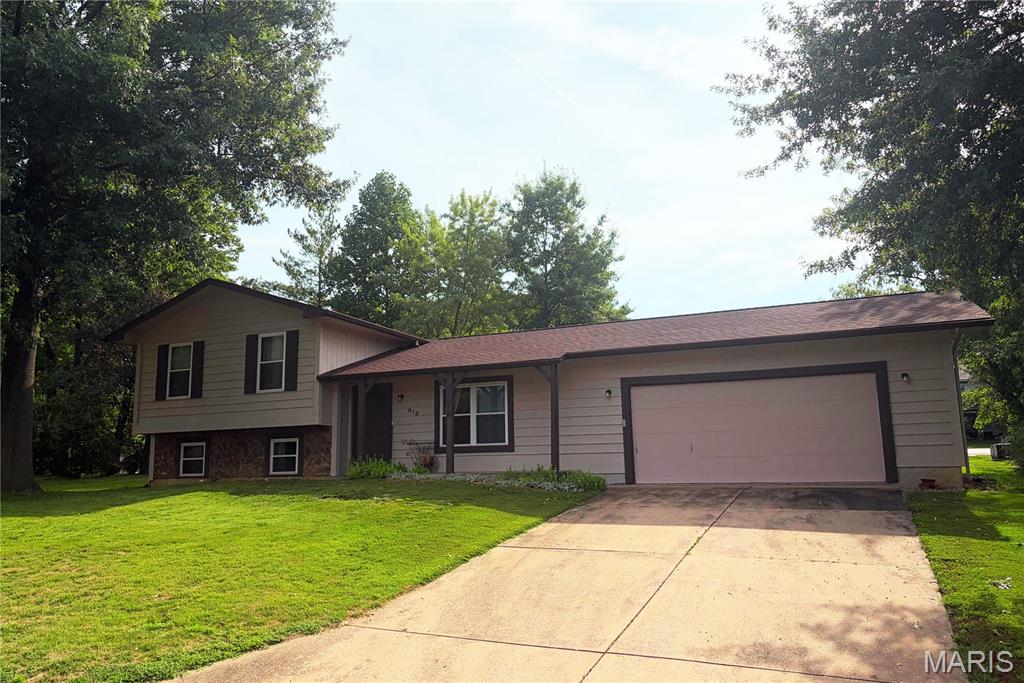Photo of 612 Lakewood Drive Lake St Louis MO 63367