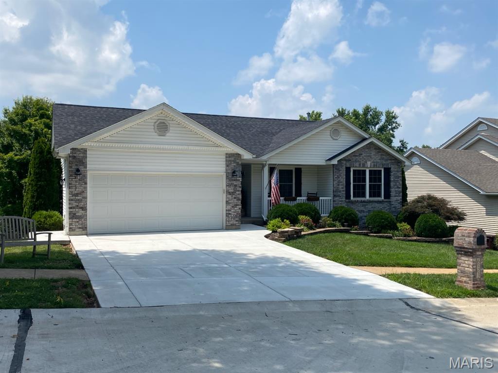 Photo of 633 Winter Hill Circle Fenton MO 63026