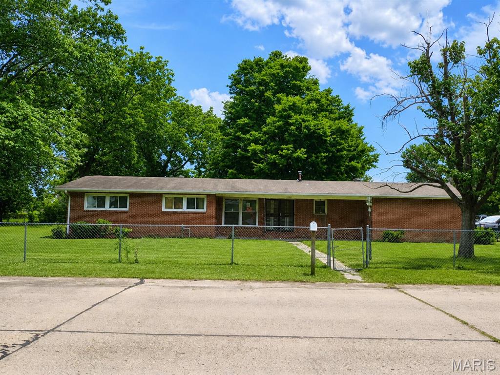 Photo of 601 Carroll Street Sikeston MO 63801