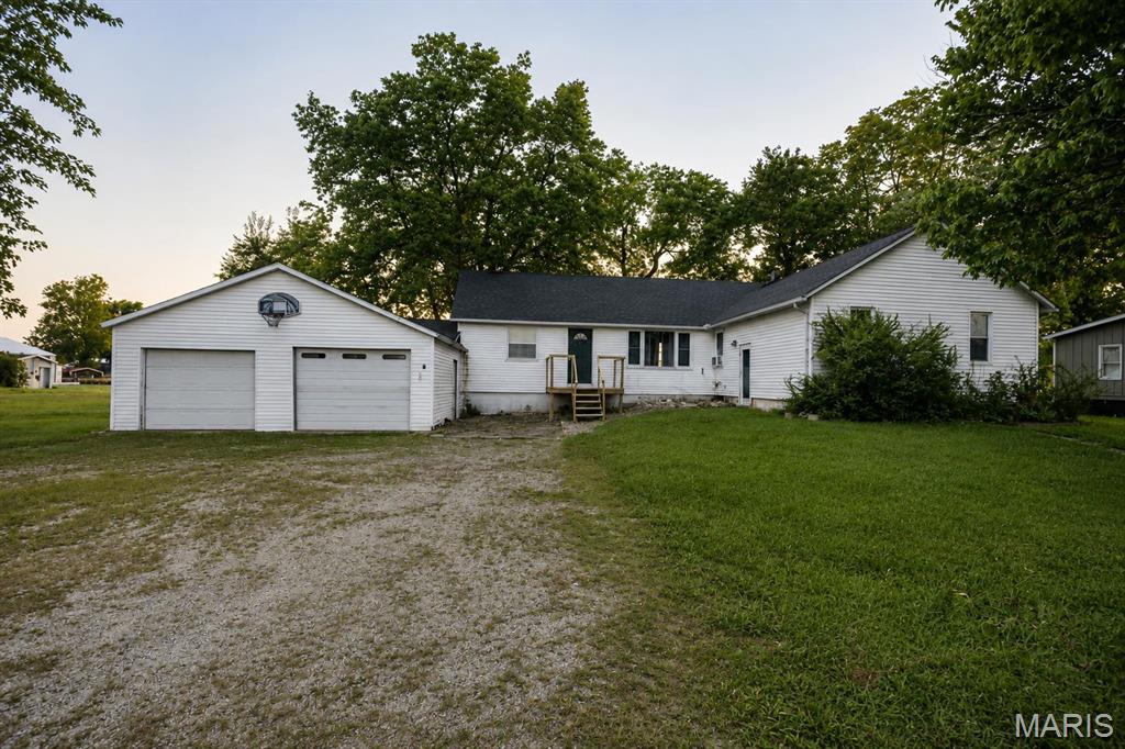 Photo of 1013 Main Street Pocahontas IL 62275