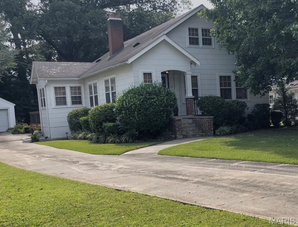 Photo of 15 S Hickory Street Dexter MO 63841