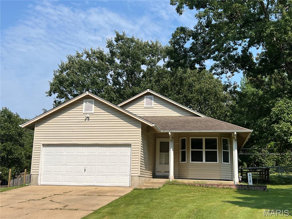 Photo of 418 Forest Lane St James MO 65559