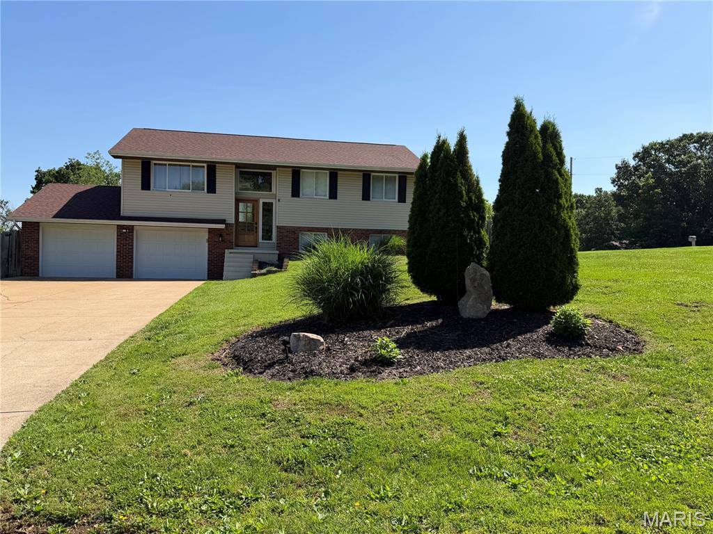Photo of 832 Brice Drive Festus MO 63028