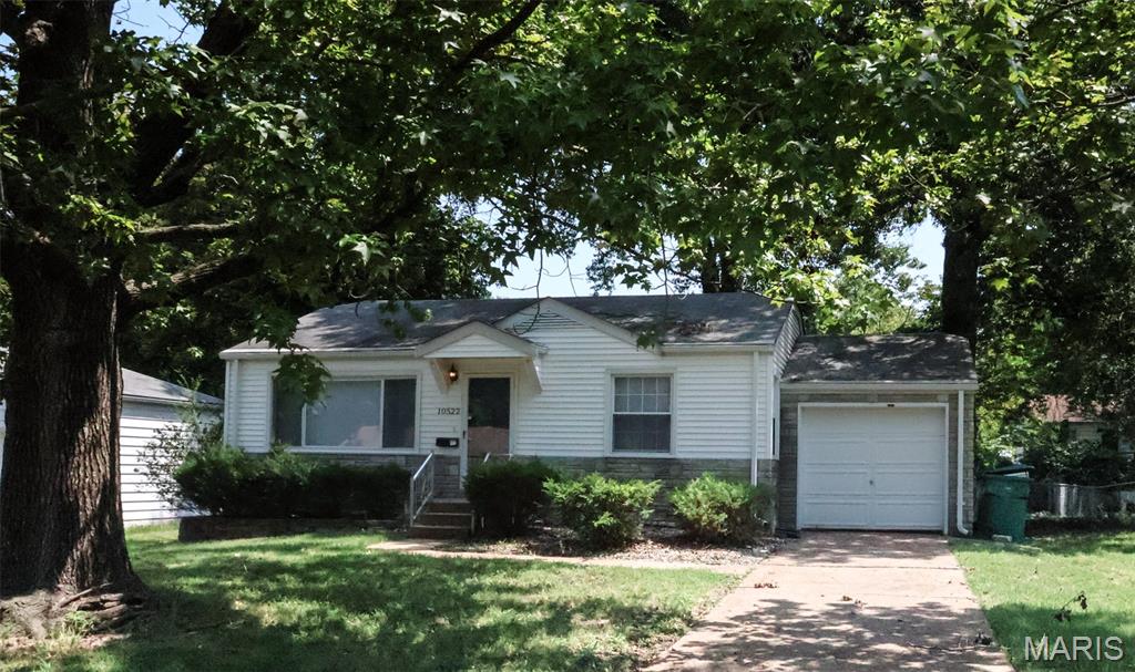 Photo of 10522 Byfield Drive Bellefontaine Nghbrs MO 63137