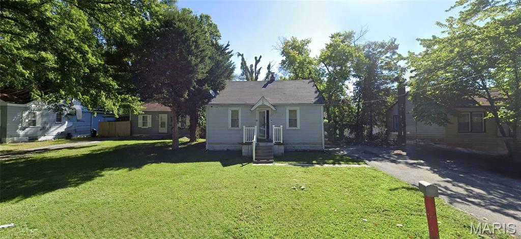 Photo of 10134 Clairmont Drive Riverview MO 63136