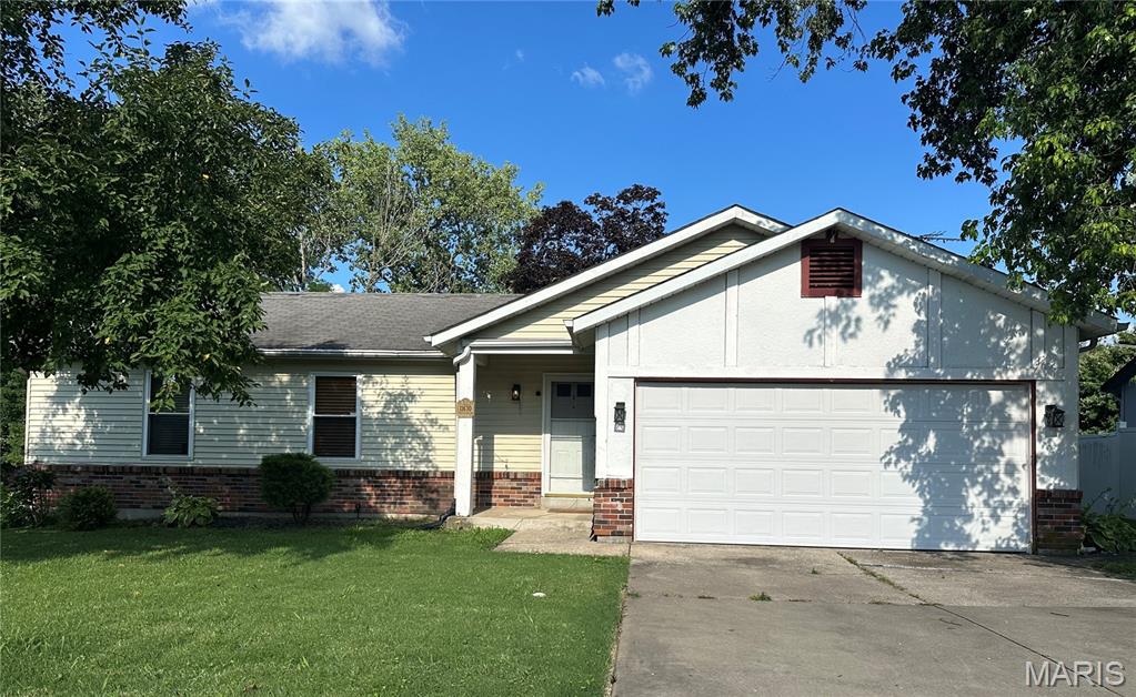 Photo of 11630 Helenoak Drive Florissant MO 63033