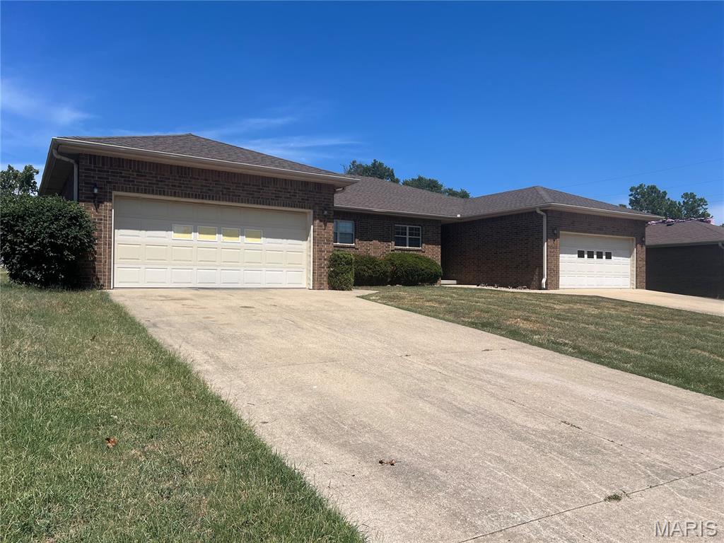 Photo of 509-511 ZACHERY Lebanon MO 65536