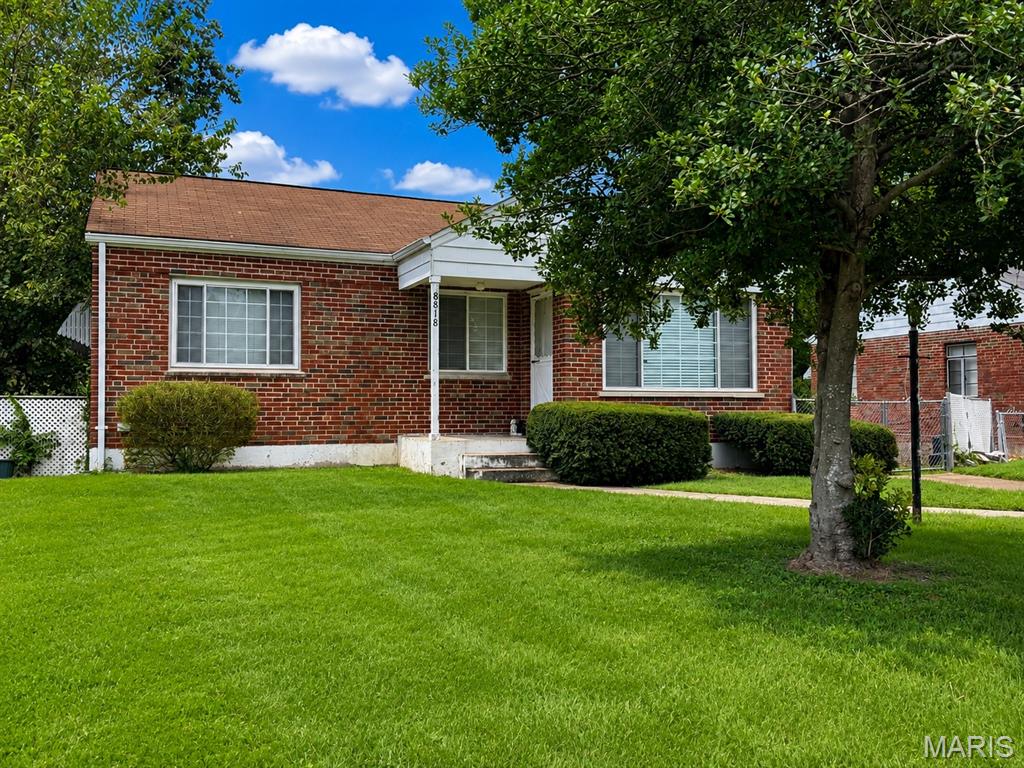 Photo of 8818 Old Sappington Drive Crestwood MO 63126