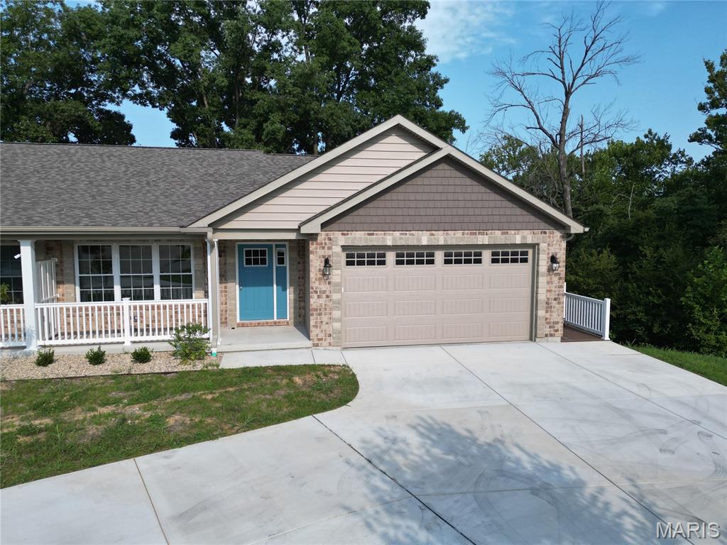 Photo of 302 Anthony Circle Byrnes Mill MO 63051