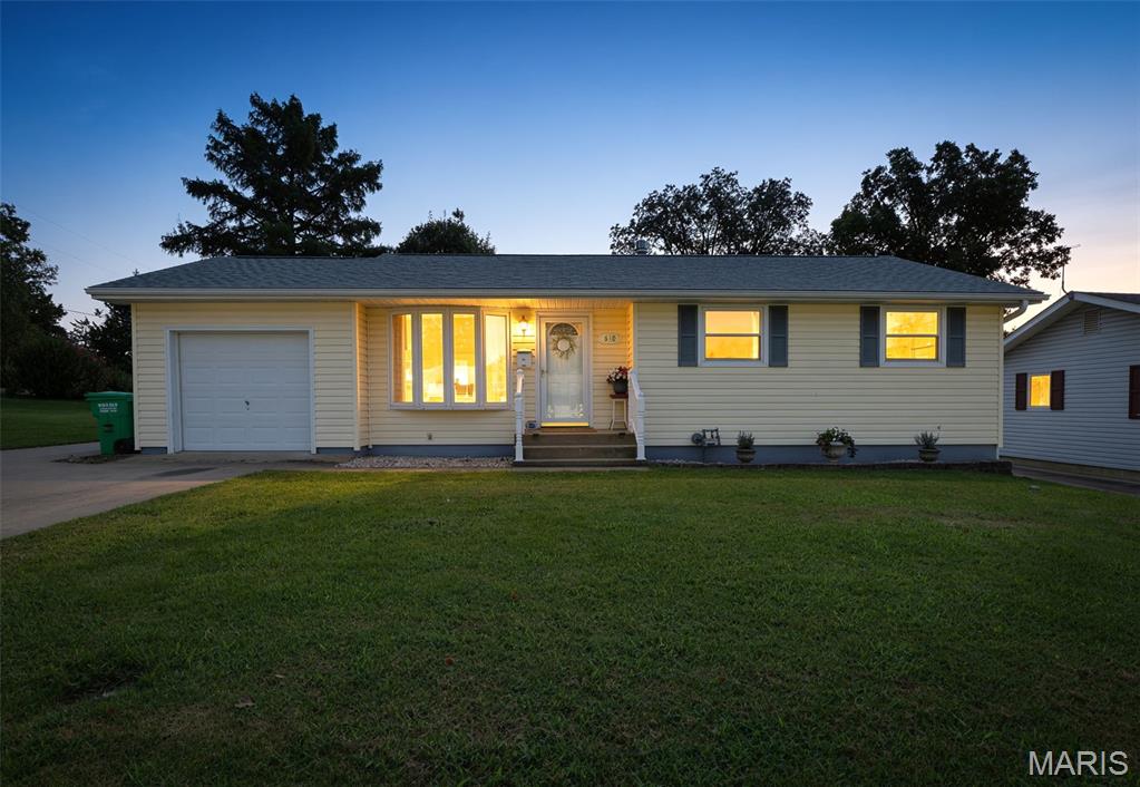 Photo of 610 Klein Street Ste Genevieve MO 63670