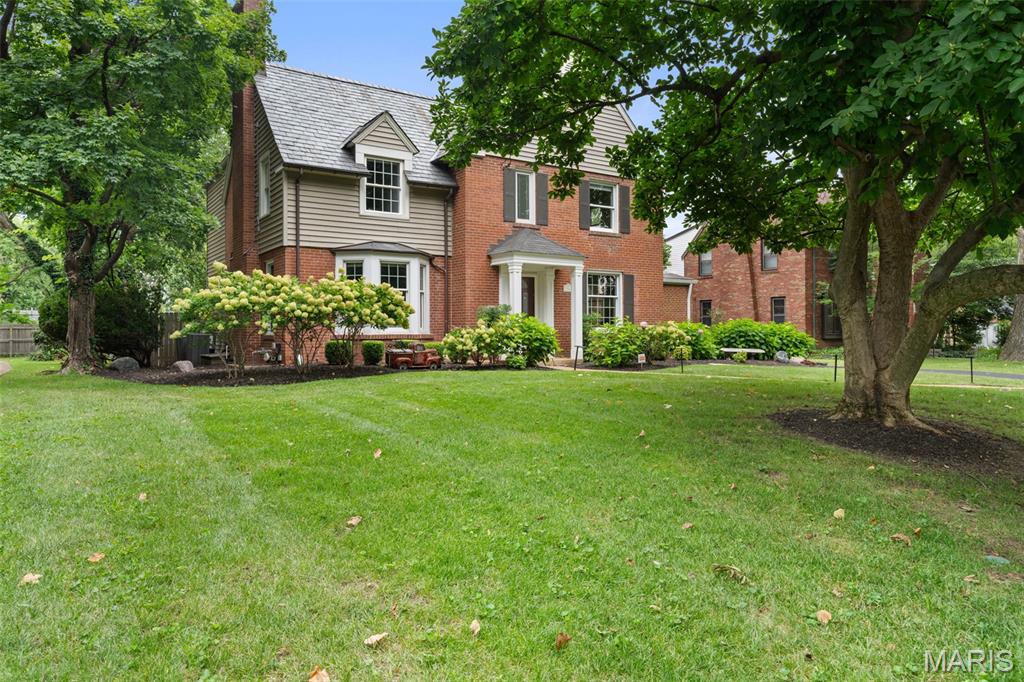 Photo of 7917 Gannon Avenue University City MO 63130