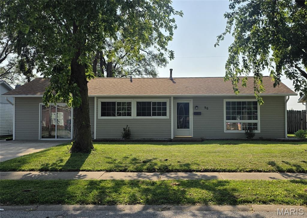 Photo of 96 Briarhaven Drive Granite City IL 62040