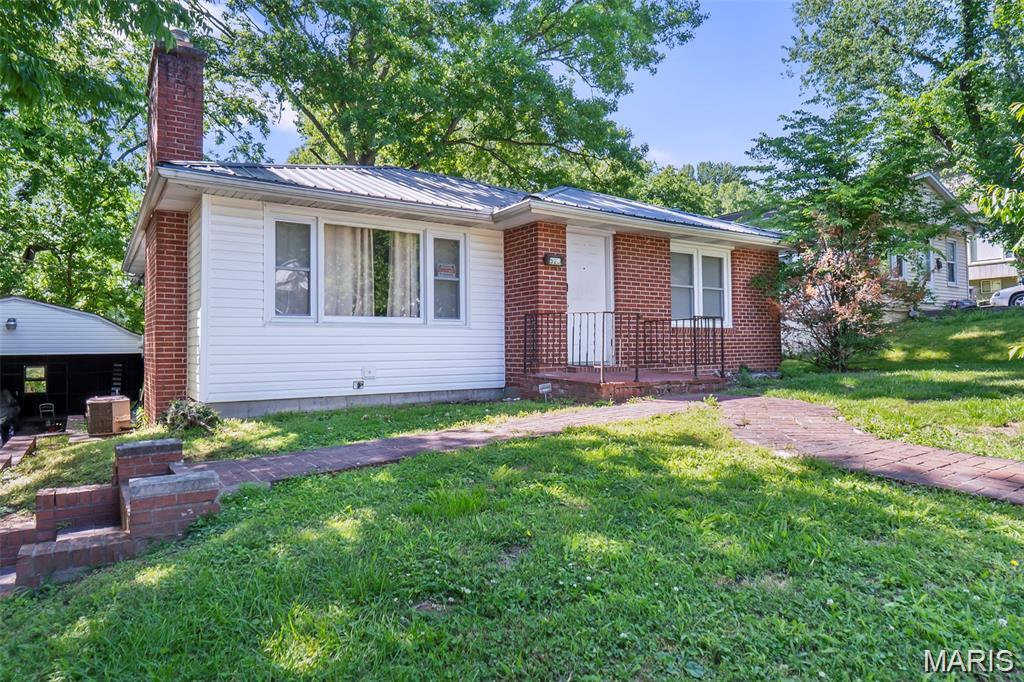 Photo of 823 N Missouri Street Cape Girardeau MO 63701