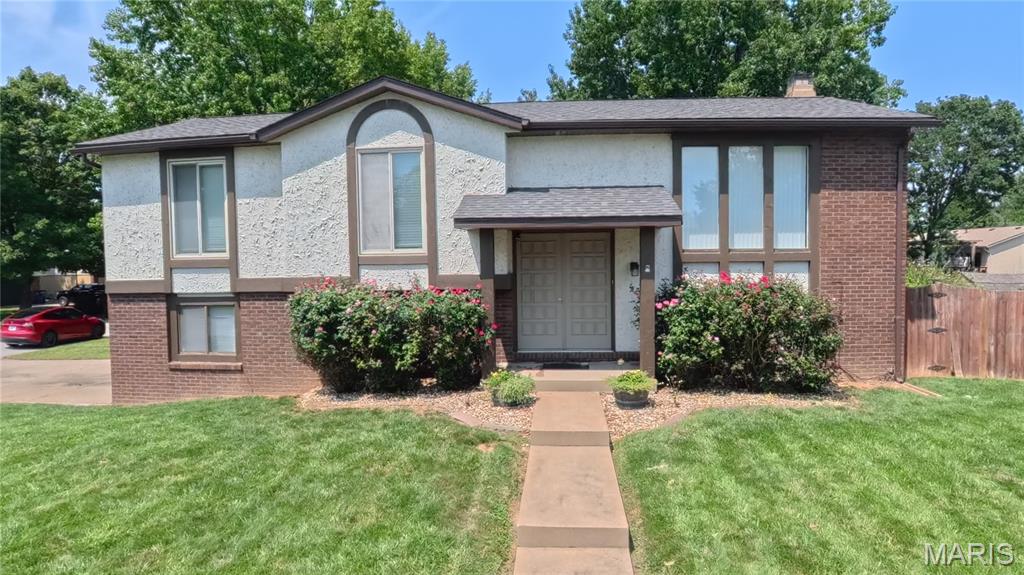 Photo of 2111 Tampico Drive Belleville IL 62221