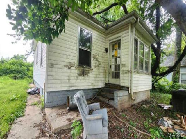 Photo of 933 W Delmar Avenue Godfrey IL 62035