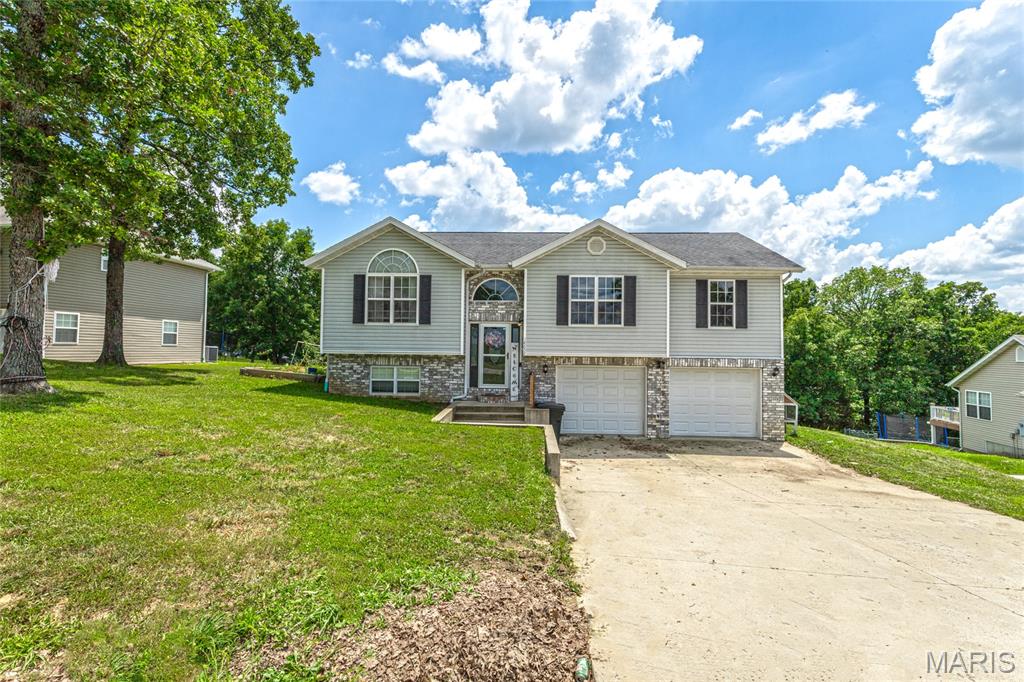 Photo of 18652 Lynn Lane Waynesville MO 65583
