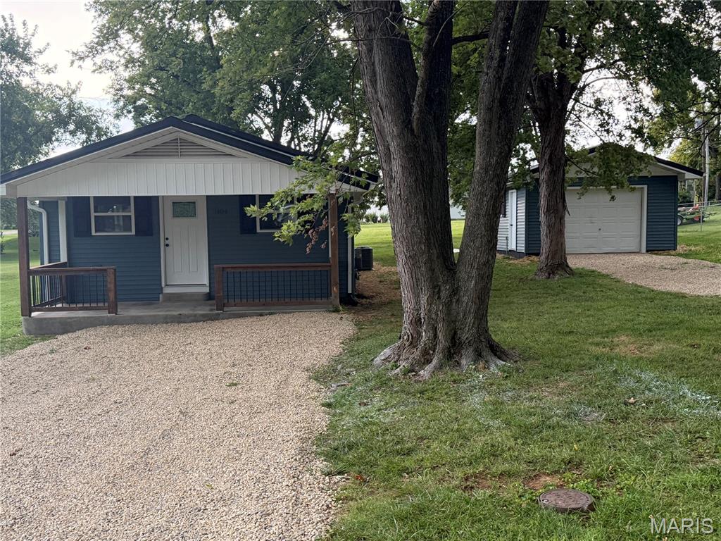 Photo of 1404 E Ridge Road Desloge MO 63601