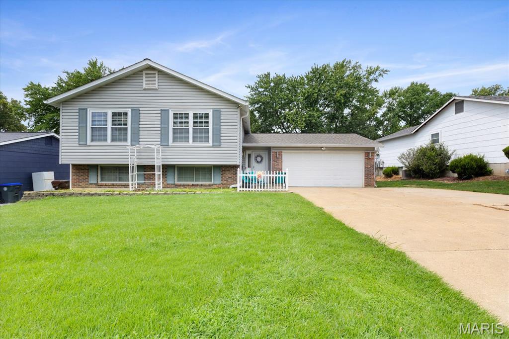 Photo of 2843 Park Valley Drive St Peters MO 63376