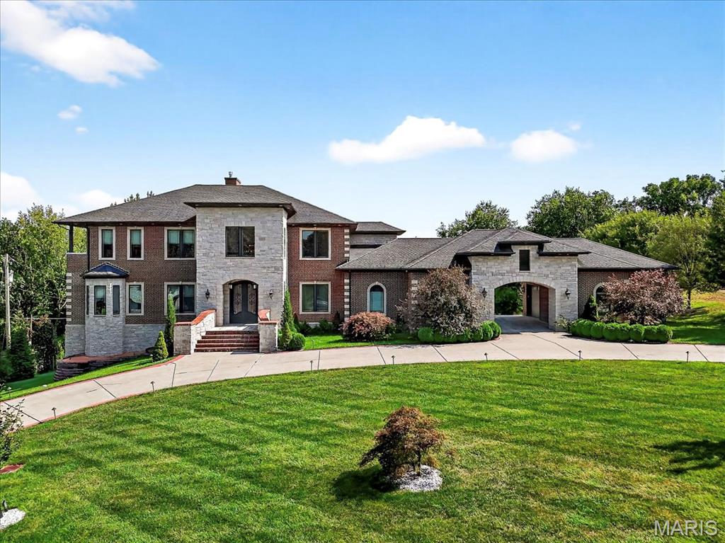 Photo of 13354 Thornhill Drive St Louis MO 63131