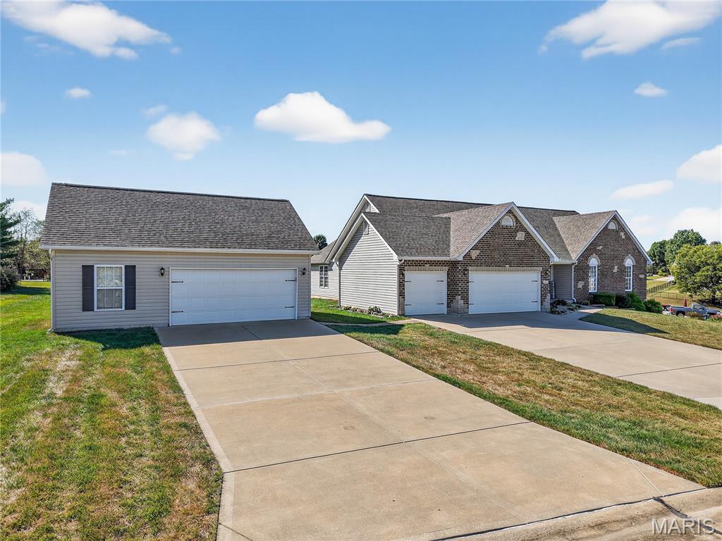 Photo of 604 Judges Way Troy MO 63379