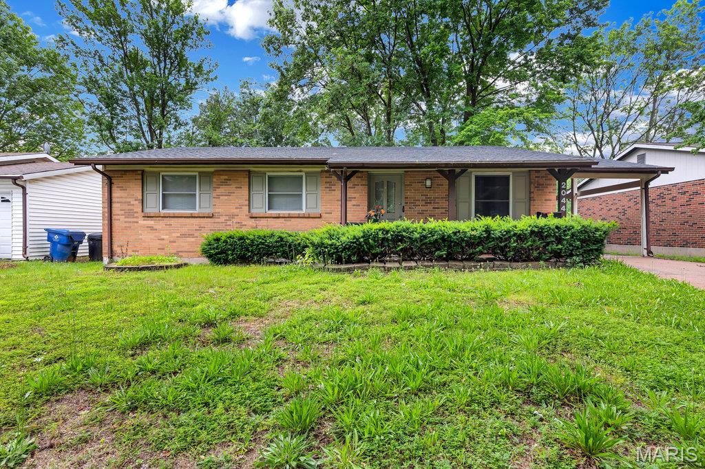 Photo of 2044 Kingsford Drive Florissant MO 63031